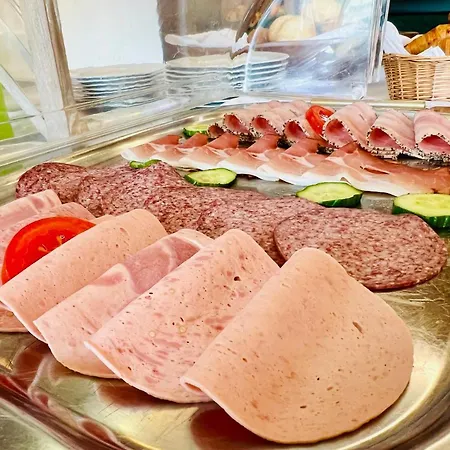 Tanneneck - Ideal Fuer Gruppen, Familien Und Hunde Loeffingen