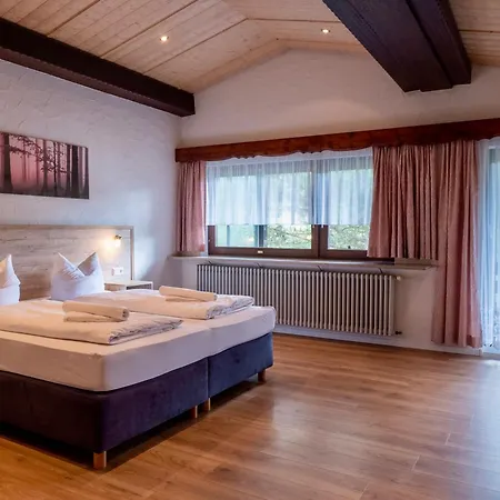 Tanneneck - Ideal Fuer Gruppen, Familien Und Hunde 3* Löffingen