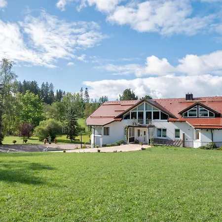 Tanneneck - Ideal Fuer Gruppen, Familien Und Hunde 3*