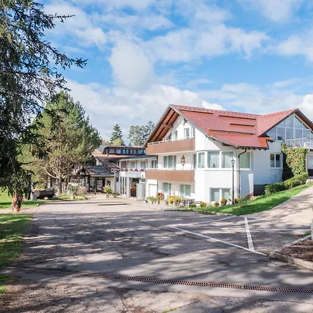 Tanneneck - Ideal Fuer Gruppen, Familien Und Hunde Hotel 3*