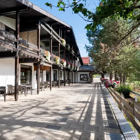 Hotel Tanneneck - Ideal Fuer Gruppen, Familien Und Hunde